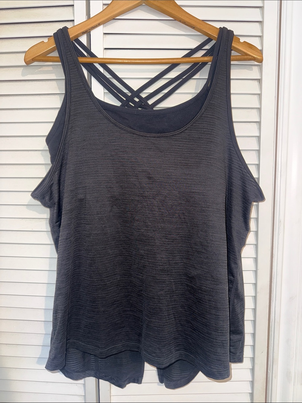 Athleta Athletic Tank w/ built in Strappy Crisscross Sports-bra - XL